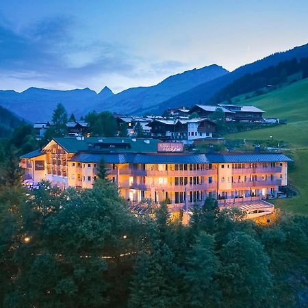 Hotel Residenz Hochalm - Ski In - Ski Out Зальбах-Гінтерглемм Екстер'єр фото